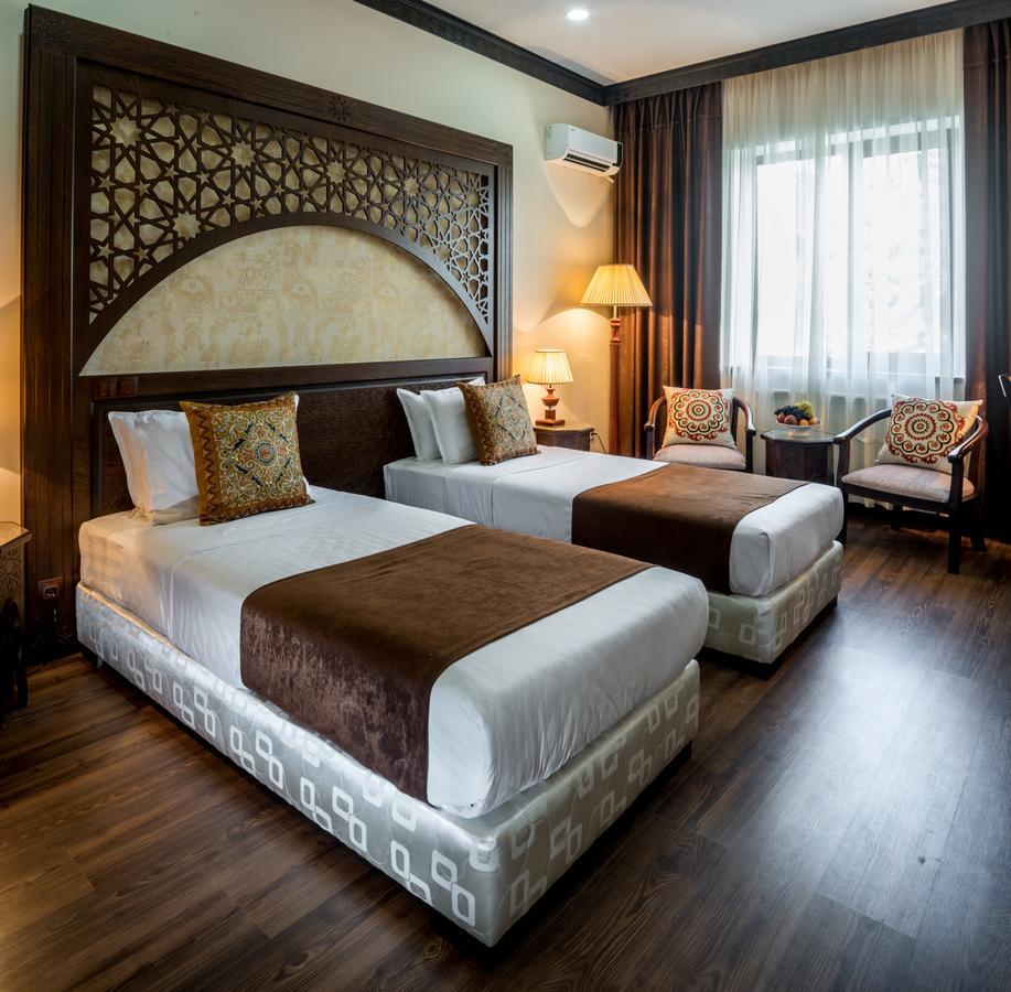 Orient Star Hotel Самарканд Екстер'єр фото